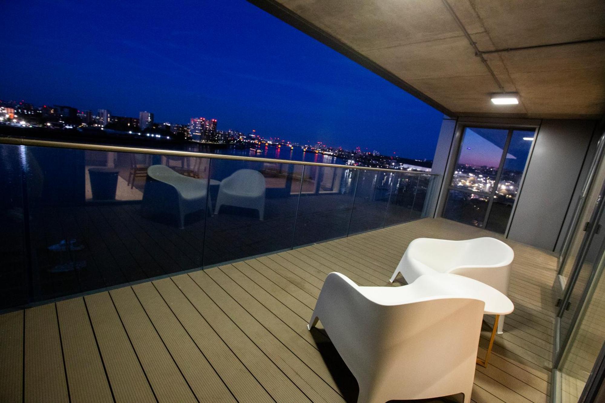 Waterfront- Greenwich O2 Arena 2 Bed Flat Appartement Londen