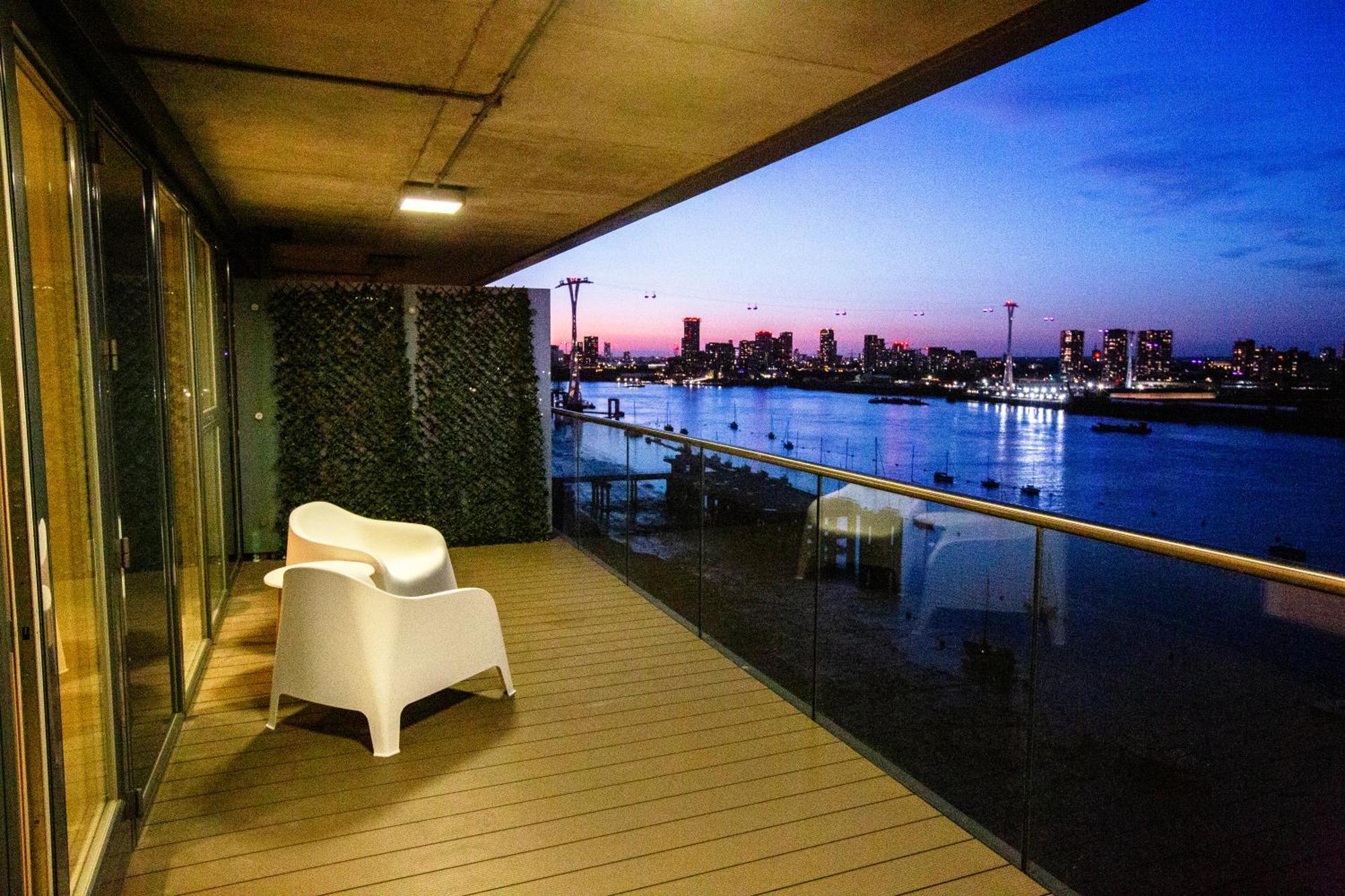 Waterfront- Greenwich O2 Arena 2 Bed Flat Appartement