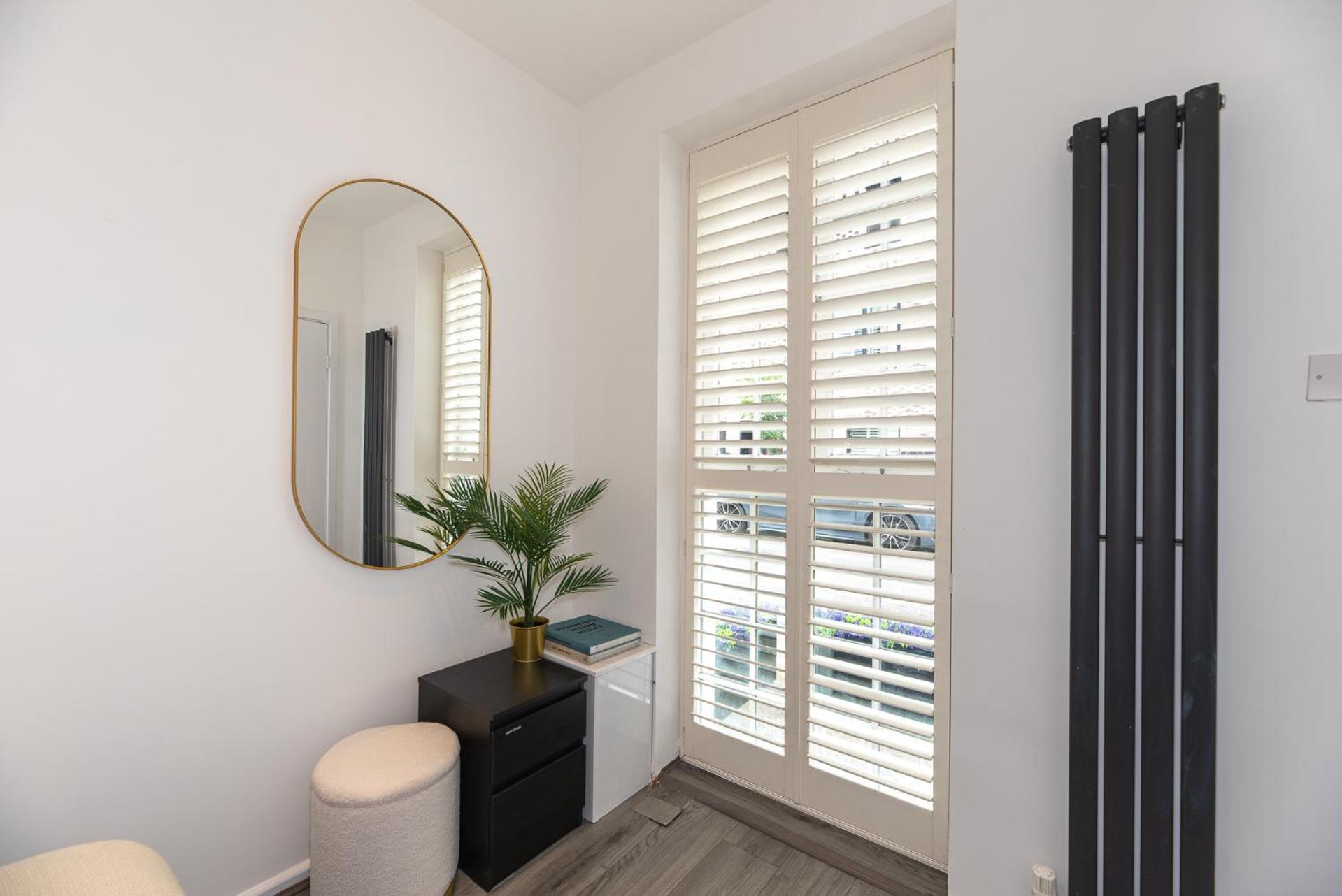Hyde Park Chic 4 Bedrooms House Holiday home London