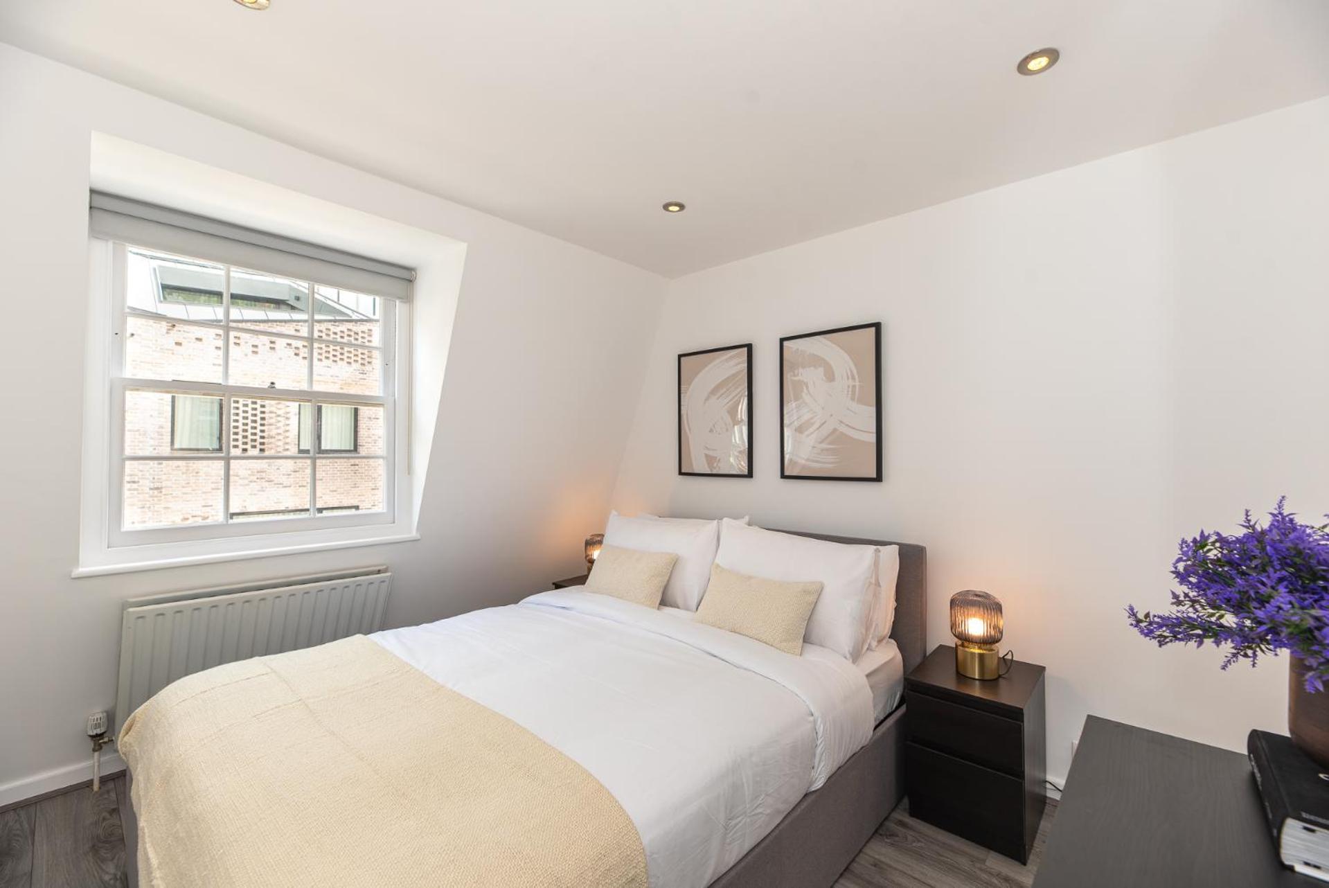 Hyde Park Chic 4 Bedrooms House Holiday home *