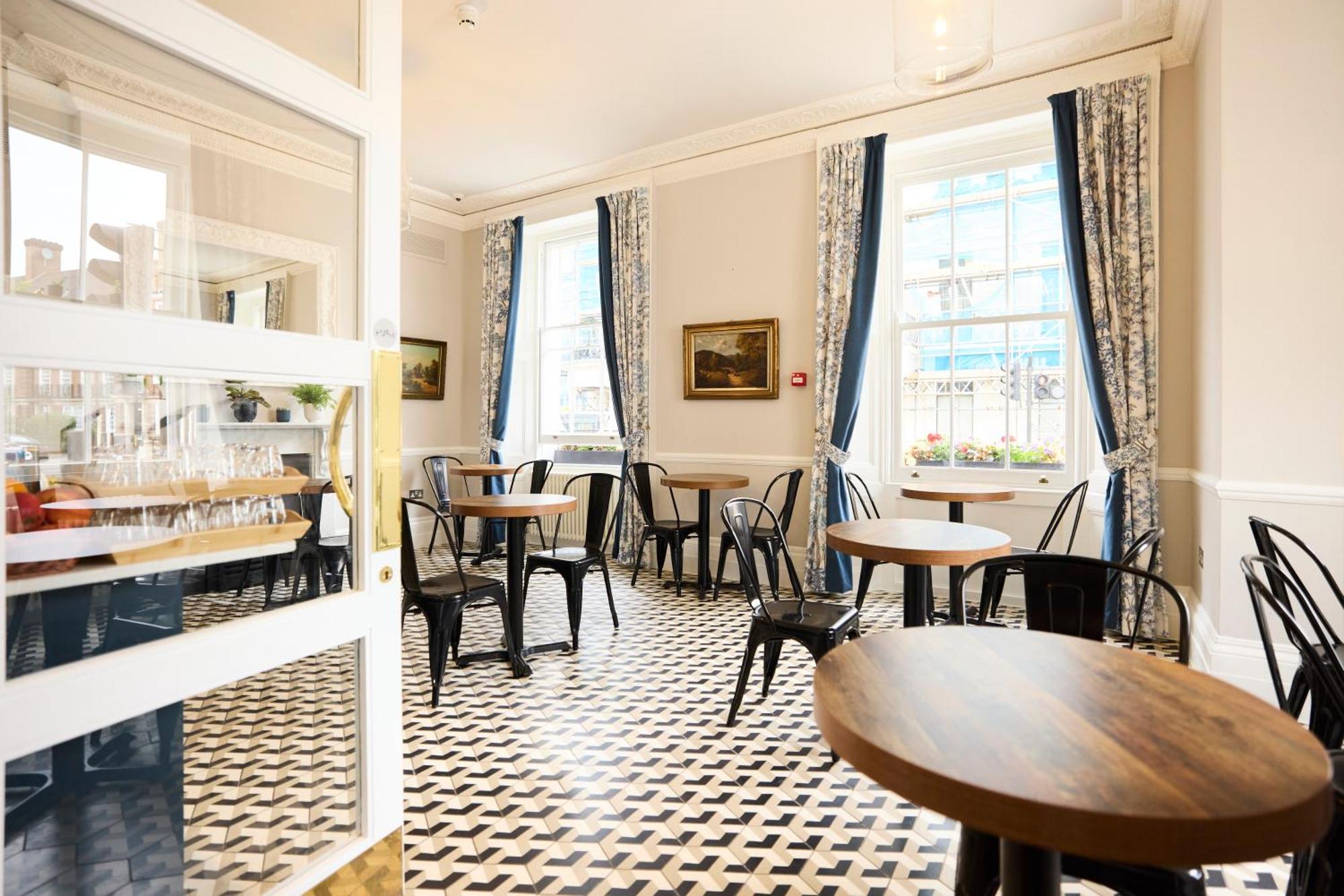 Hotel William 3*