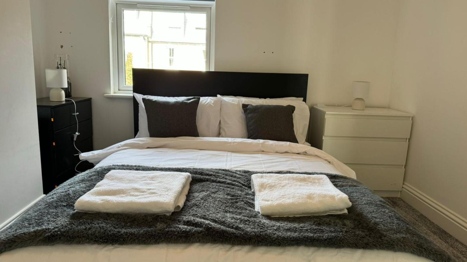 Séjour chez l'habitant Comfortable - Only 6-mins Walk From Underground Station *