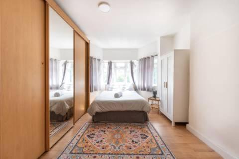 Leilighet Modern Spacious 4-bed House