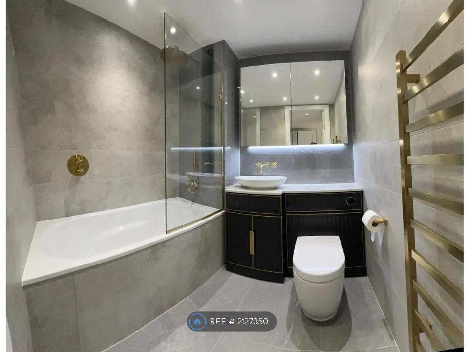 Lejlighed 250 Road 2 Bollinder Place Ec1v 2ah 2bed Luxury Apartments-this Is Full Address London