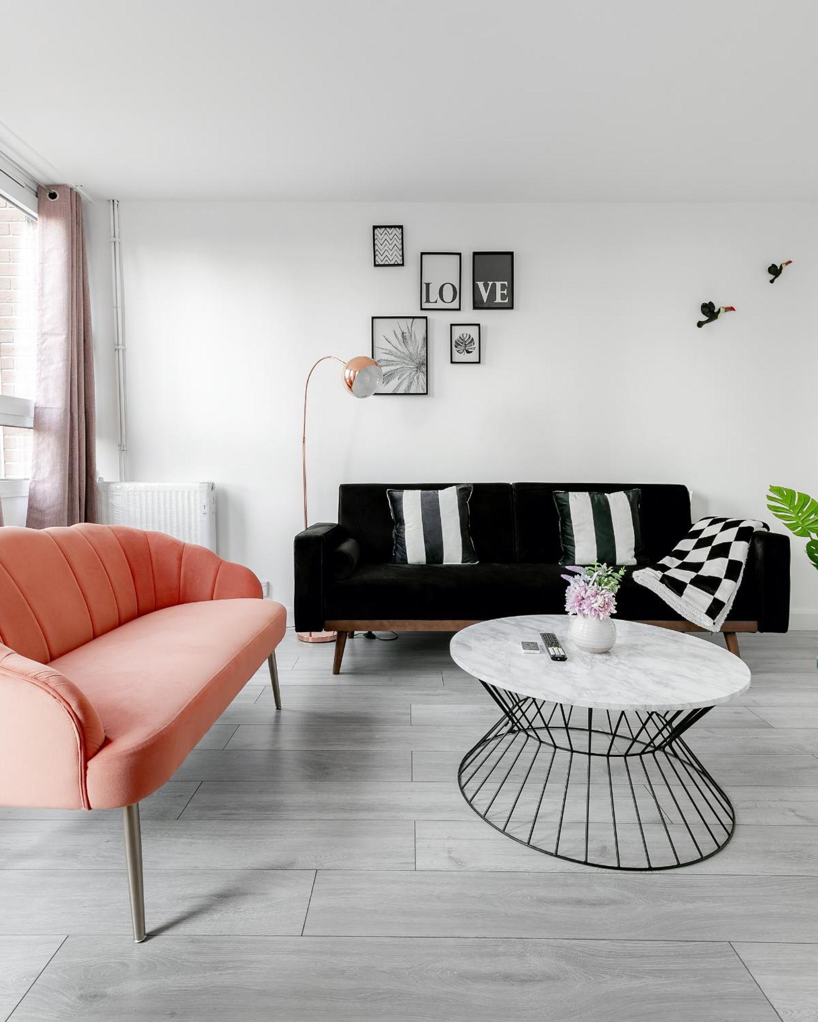 Appartement 3br Off A13 , Sleeps 6, 2mins To Langdon Dlr,free Parking