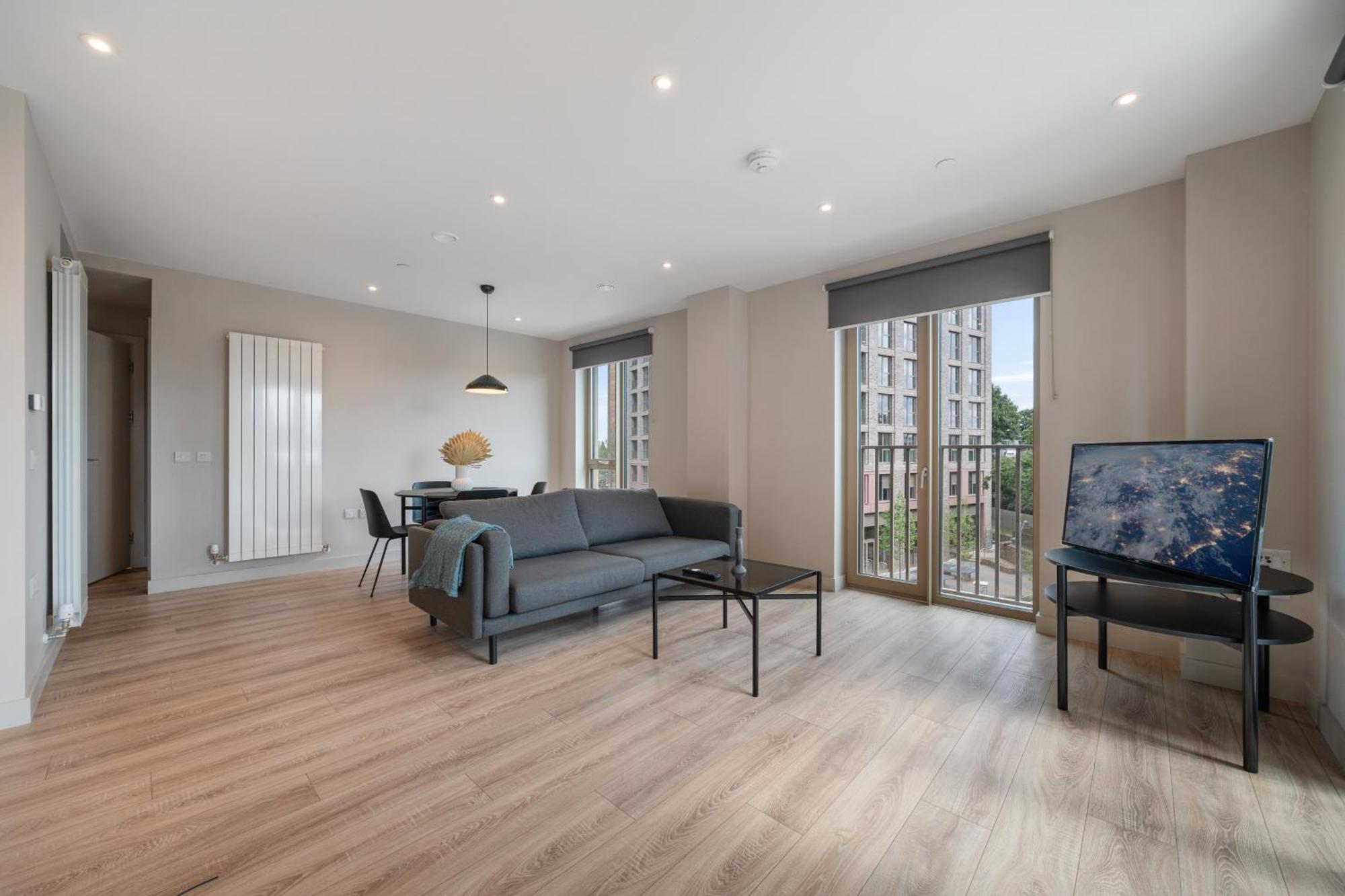 Rentitrev Modern Flat In Exclusive Wandsworth Area Londen