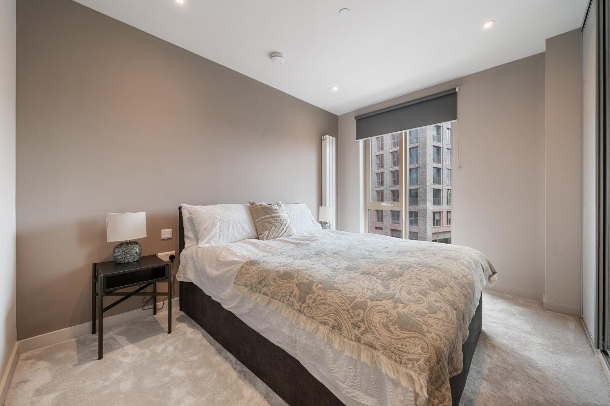 Rentitrev Modern Flat In Exclusive Wandsworth Area * Londen