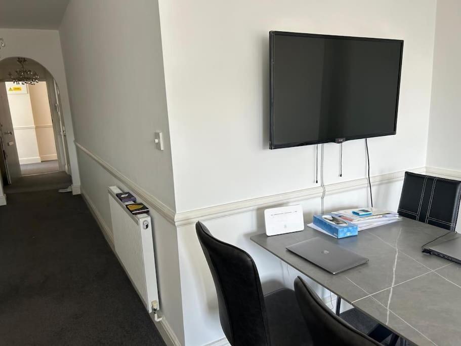 Elegant Flat In St Johns Wood Appartamento *
