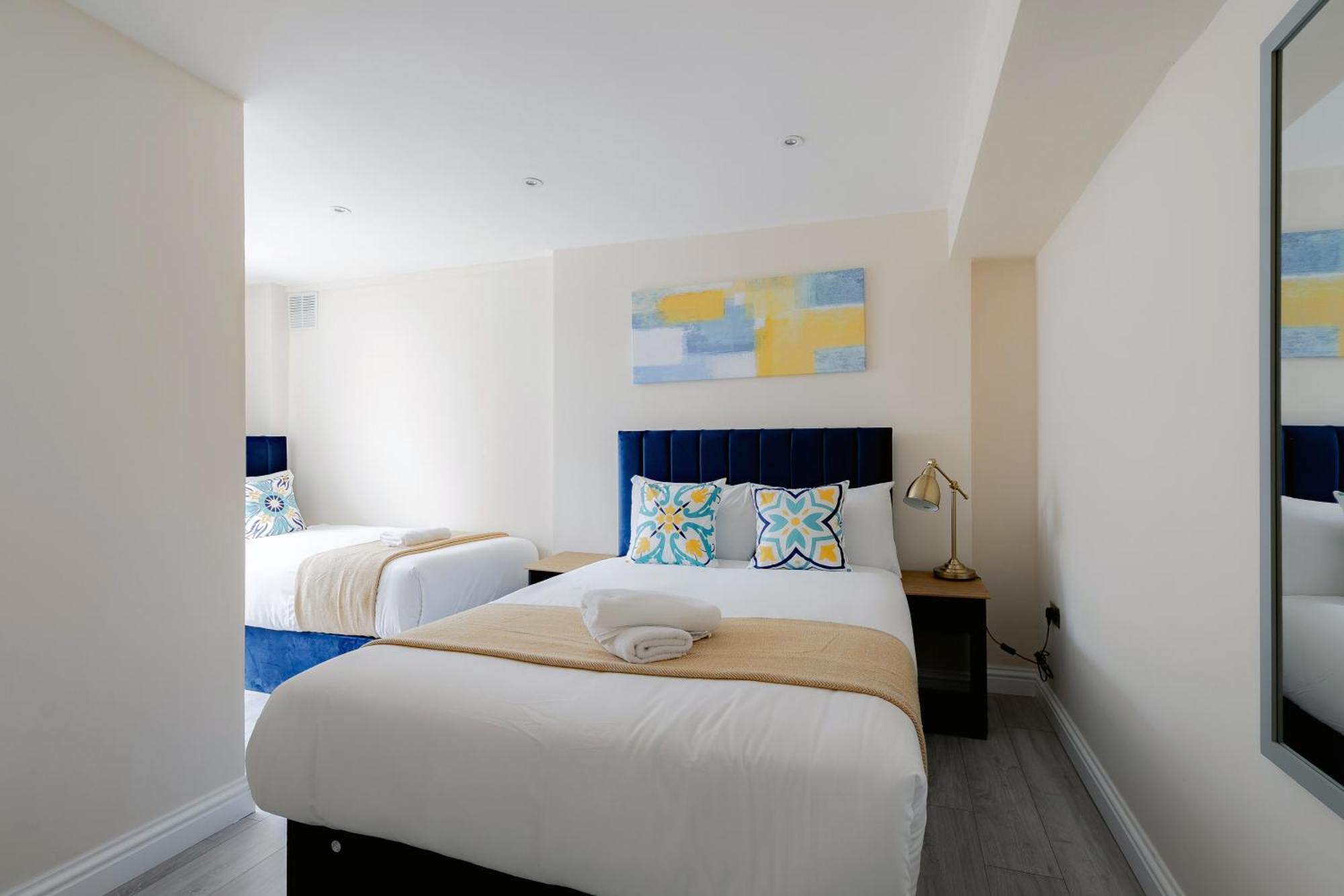 Two Bedroom Near Hyde Park And Oxford Street London