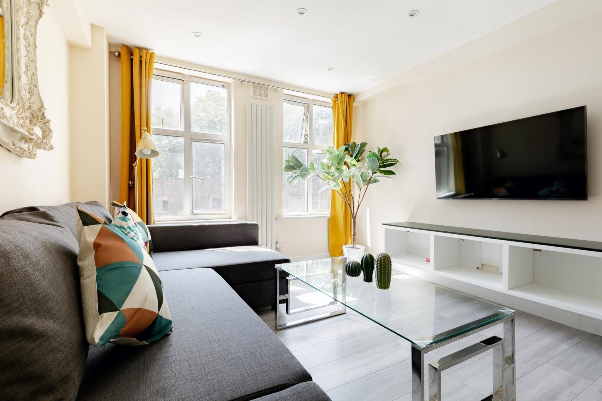 Two Bedroom Near Hyde Park And Oxford Street