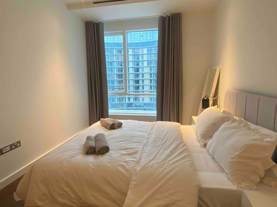 Landmark Entire 2bd Flat Prime Zone1 River Lägenhet London