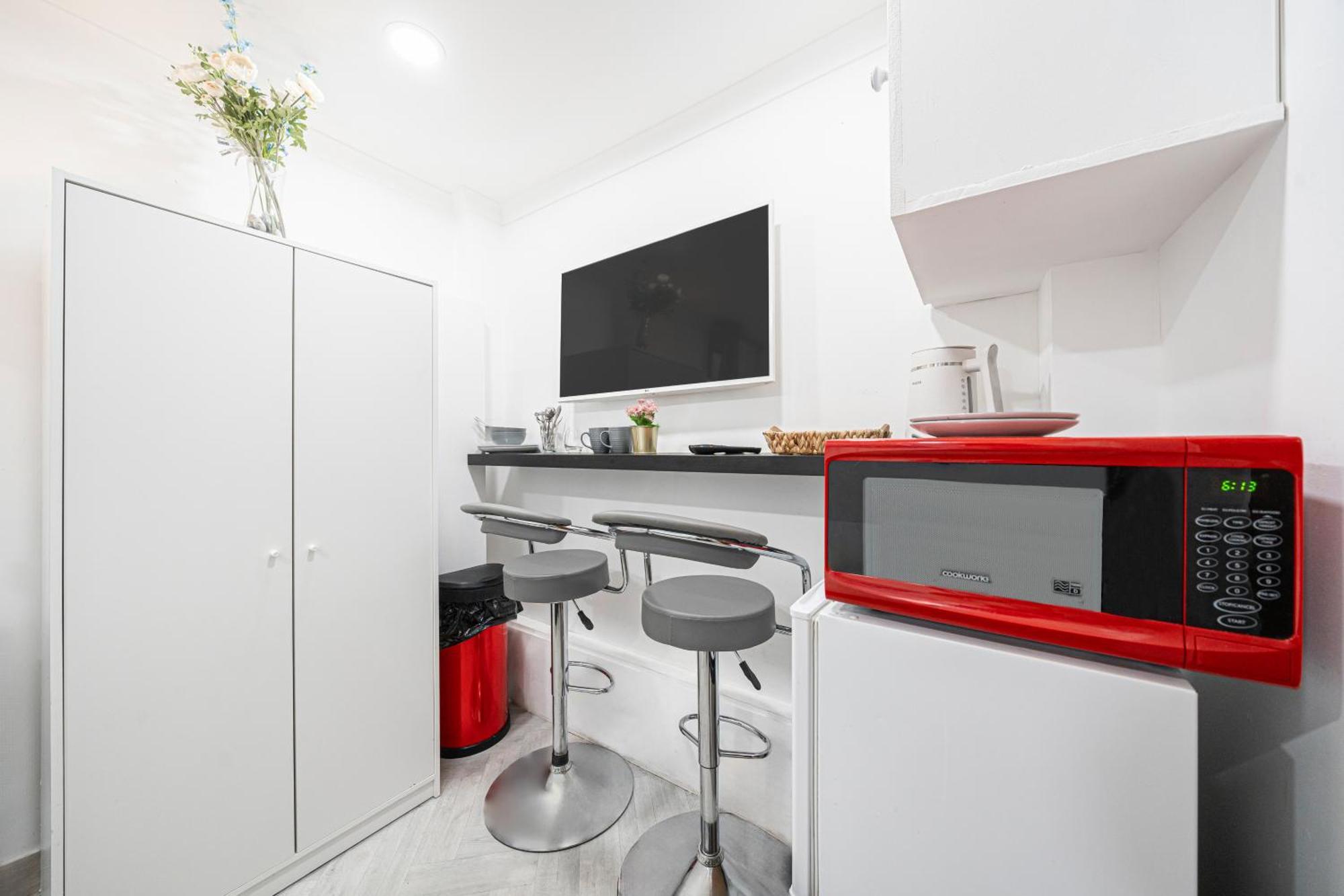 Apartment Comfy Small Basement In Kensington Olympia