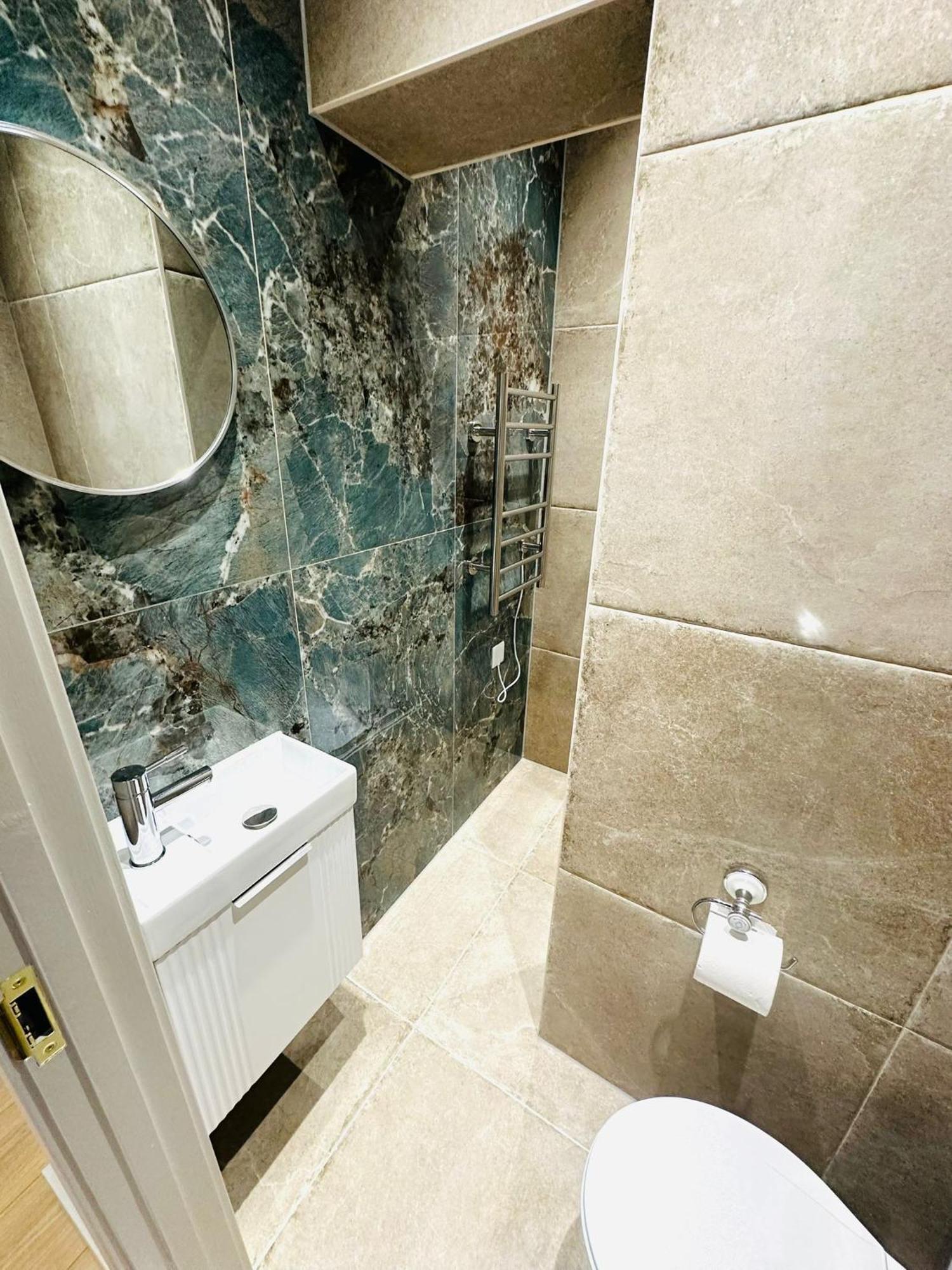 Gasthof Ensuite Ii Great Location Close To Eye