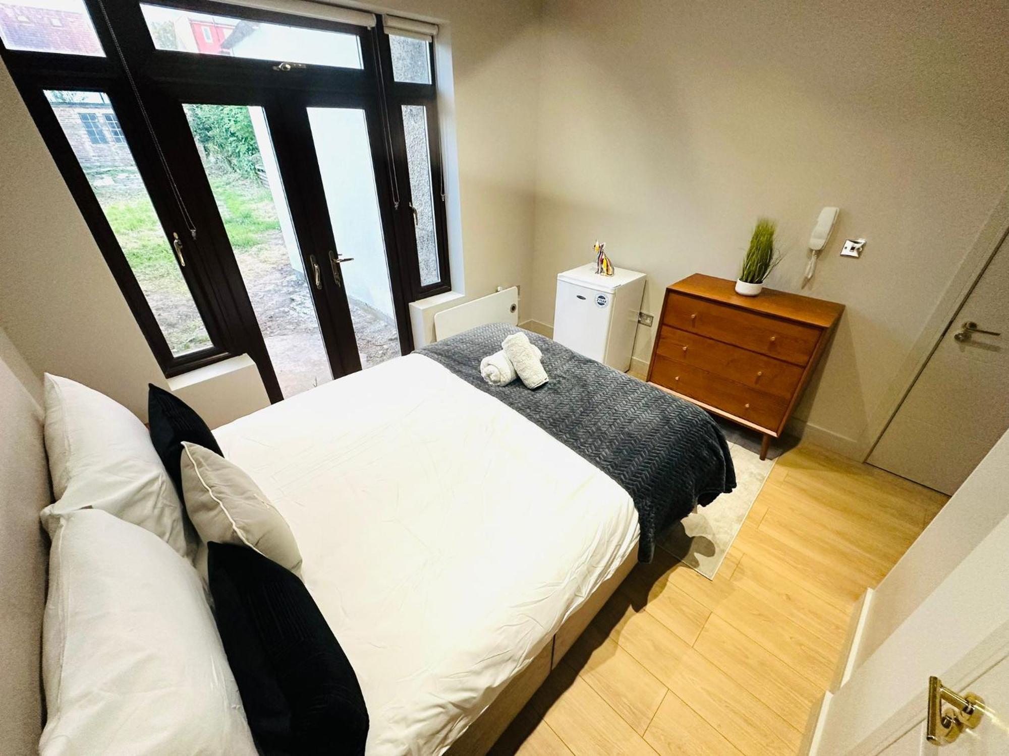 Ensuite Ii Great Location Close To Eye Gasthof London