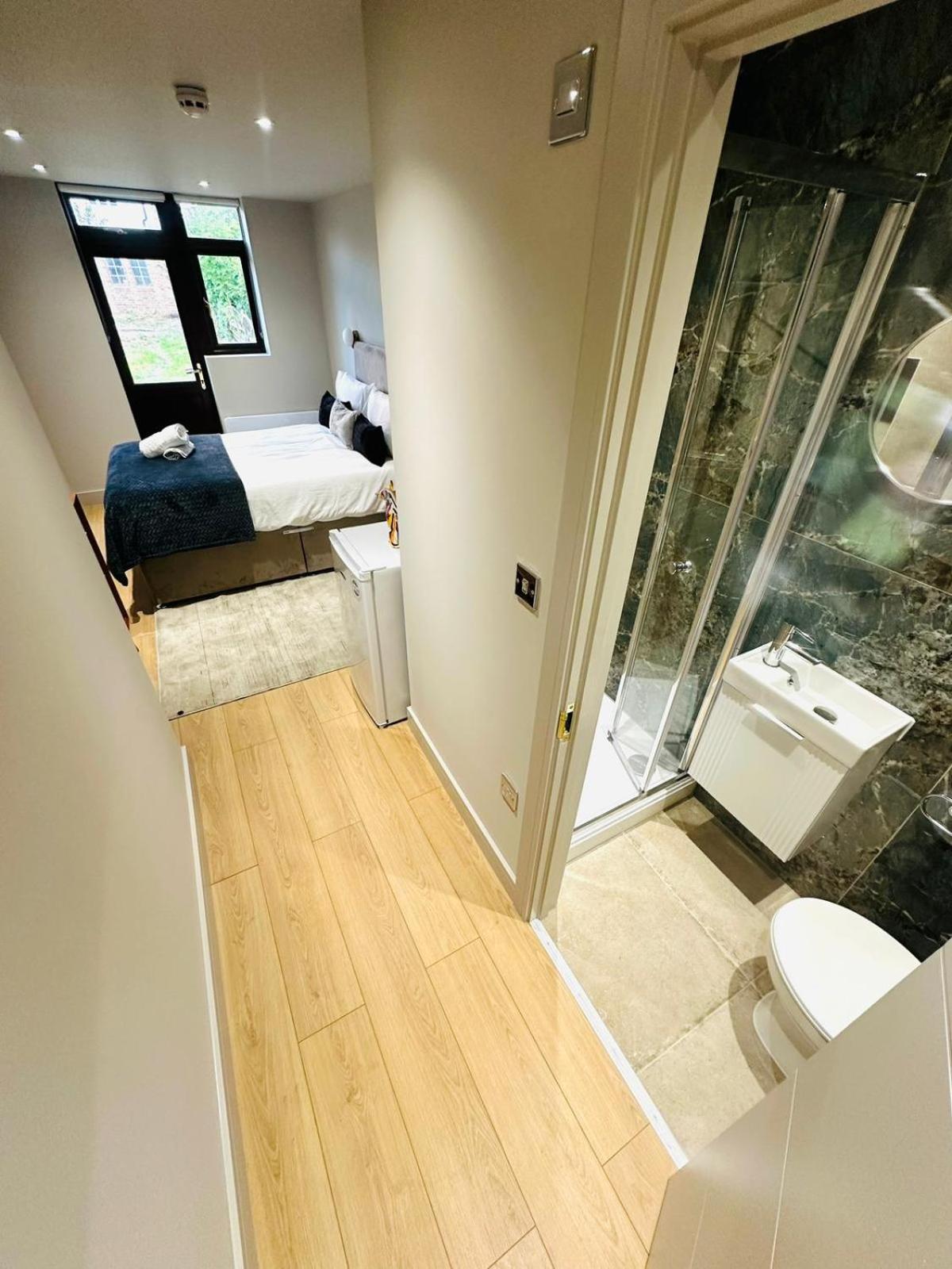 Gasthof Ensuite Ii Great Location Close To Eye