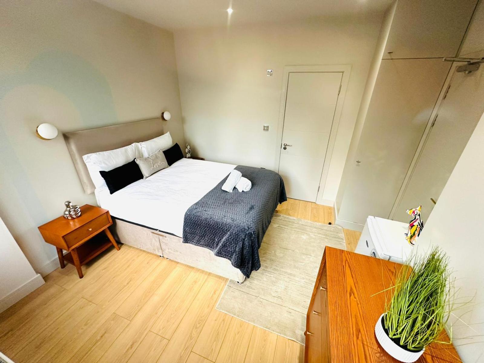 Gasthof Ensuite Ii Great Location Close To Eye *