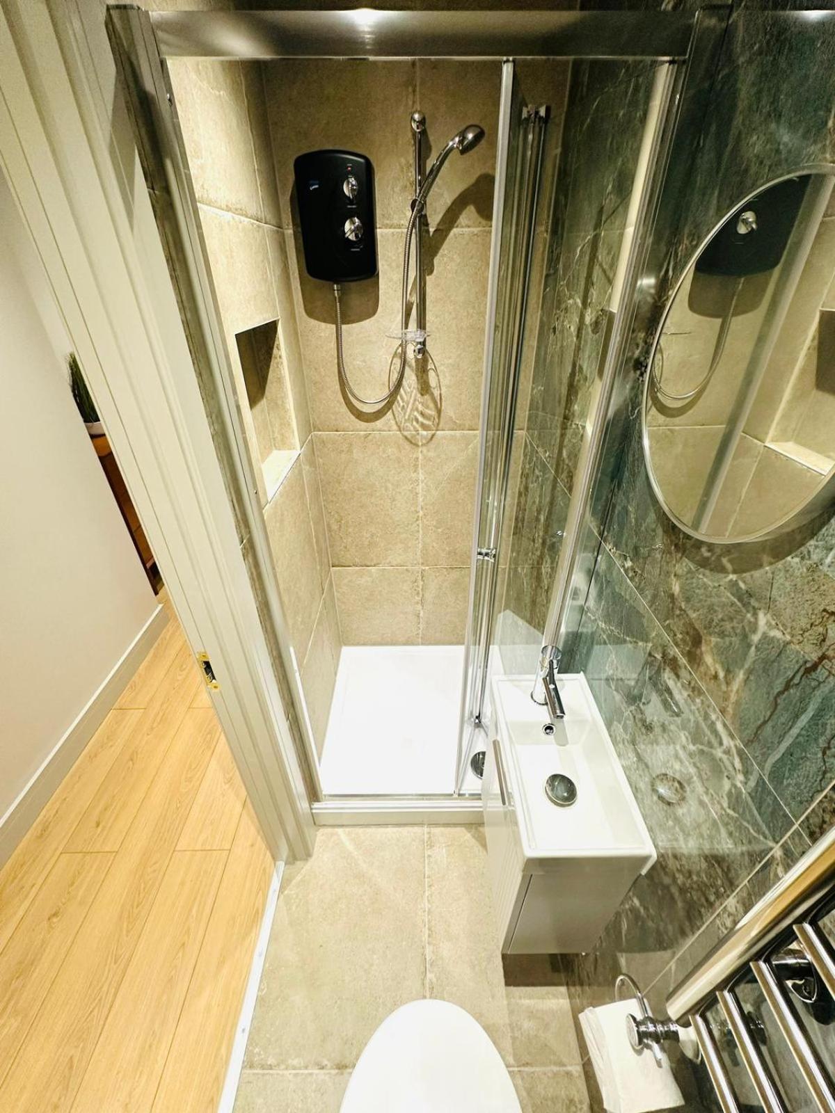 Ensuite Ii Great Location Close To Eye Gasthof London