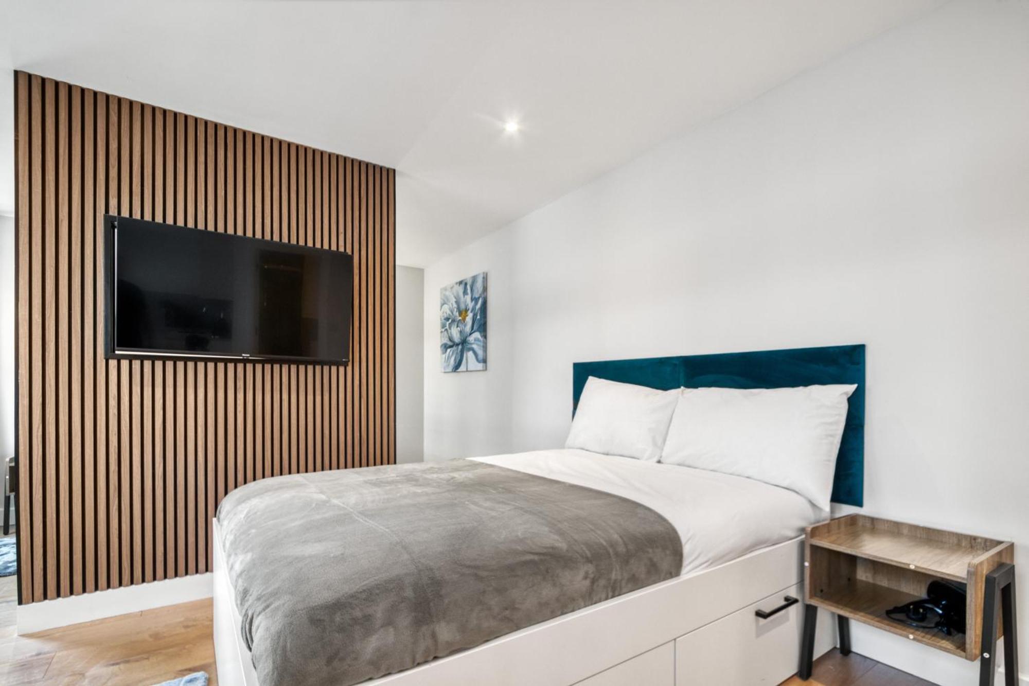 Finsbury Park Zone 2 Apartment London