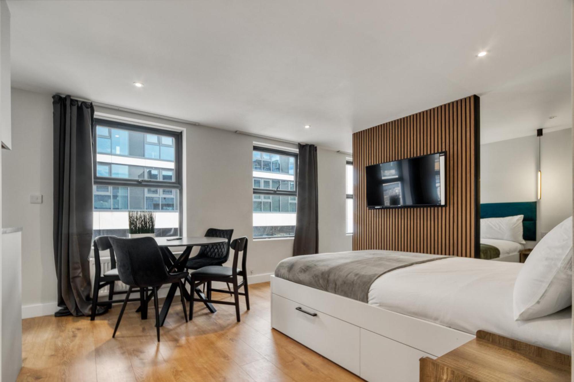 Finsbury Park Zone 2 Apartment London