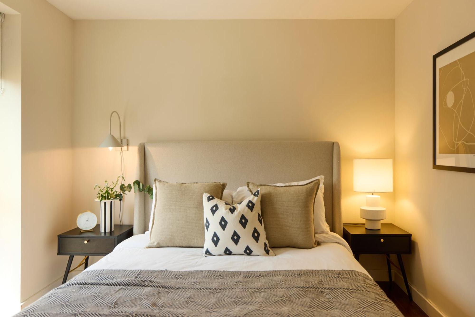The Brick Lane Arms - Breathtaking 2bdr Penthouse With Balcony Lägenhet