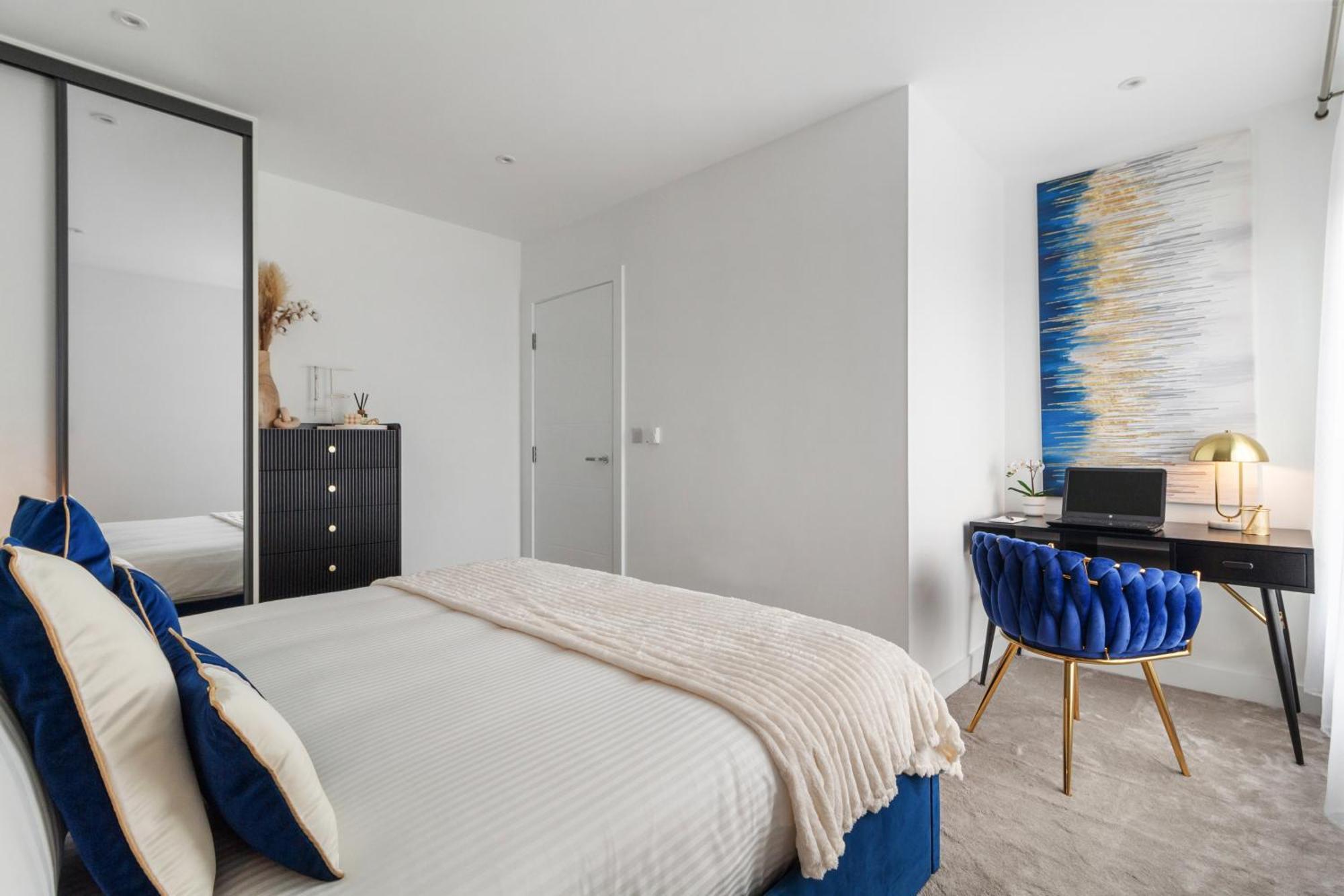1 Bed With Balcony In Maida Vale, Kilburn - Couples, Corporate Professionals' *