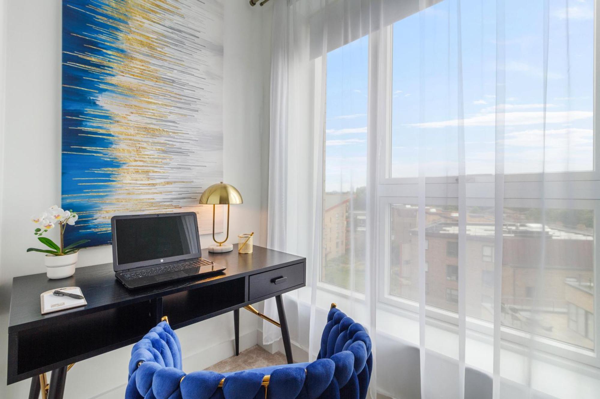 Apartment 1 Bed With Balcony In Maida Vale, Kilburn - Couples, Corporate Professionals'