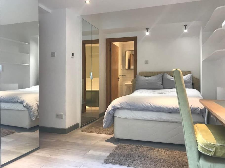 Apartment Quiet Kensington Flat Ideal For *