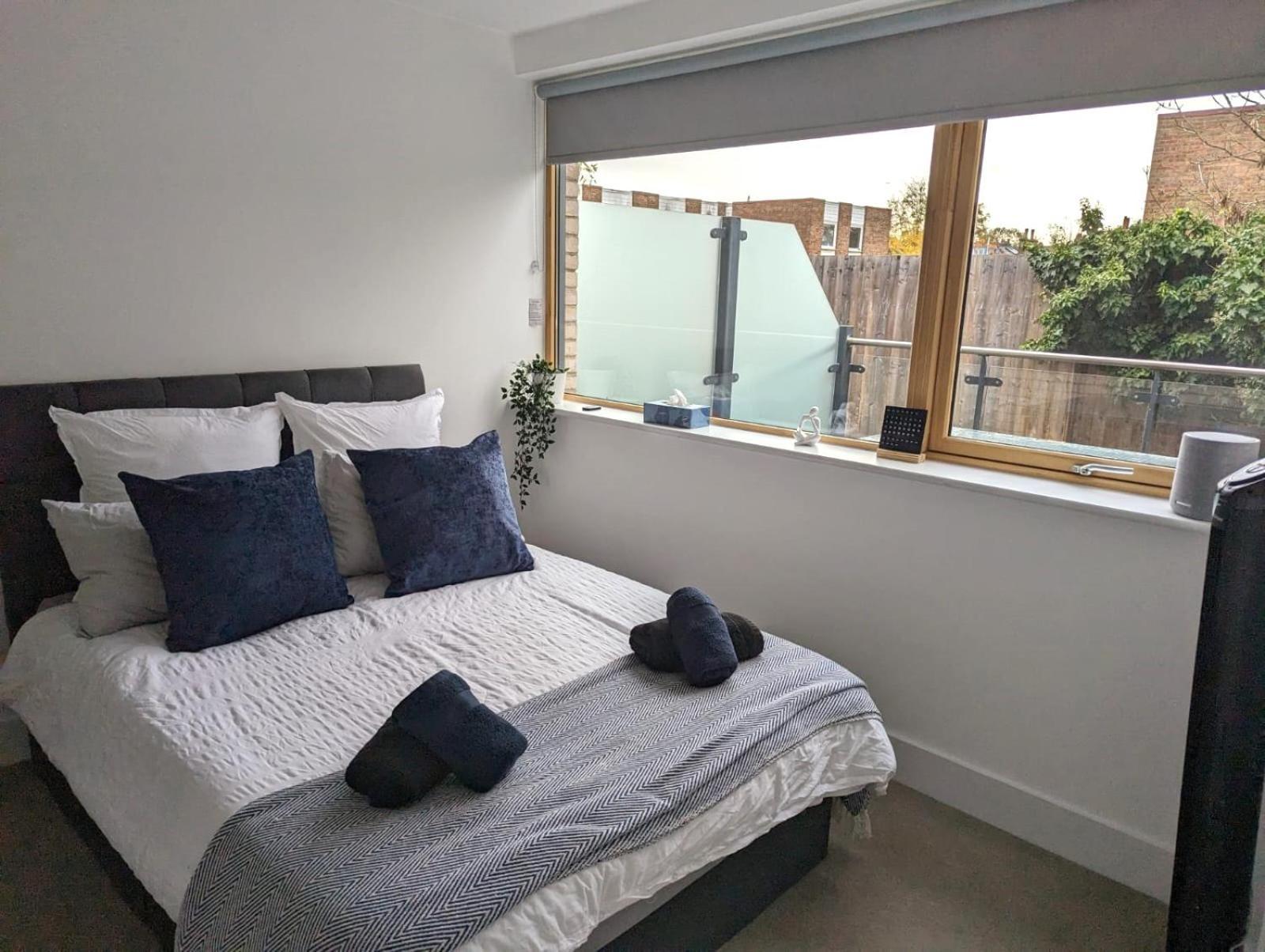 Luxurious & Modern Townhouse In Hammersmith Londra