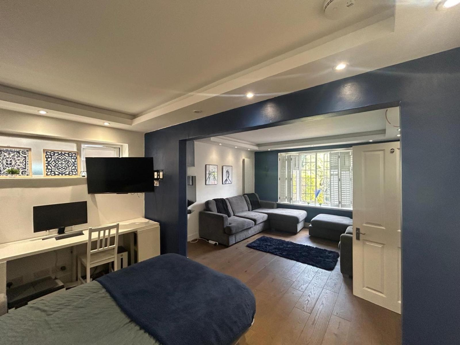 Privat overnatting Wandworth, South Deluxe King 2