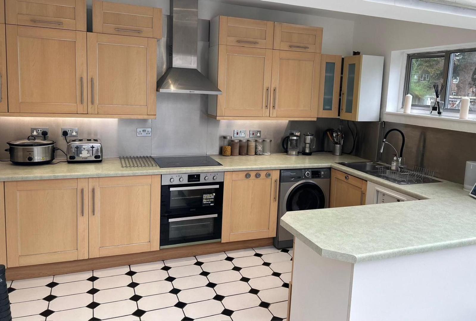 Privat overnatting Wandworth, South Deluxe King 2 *