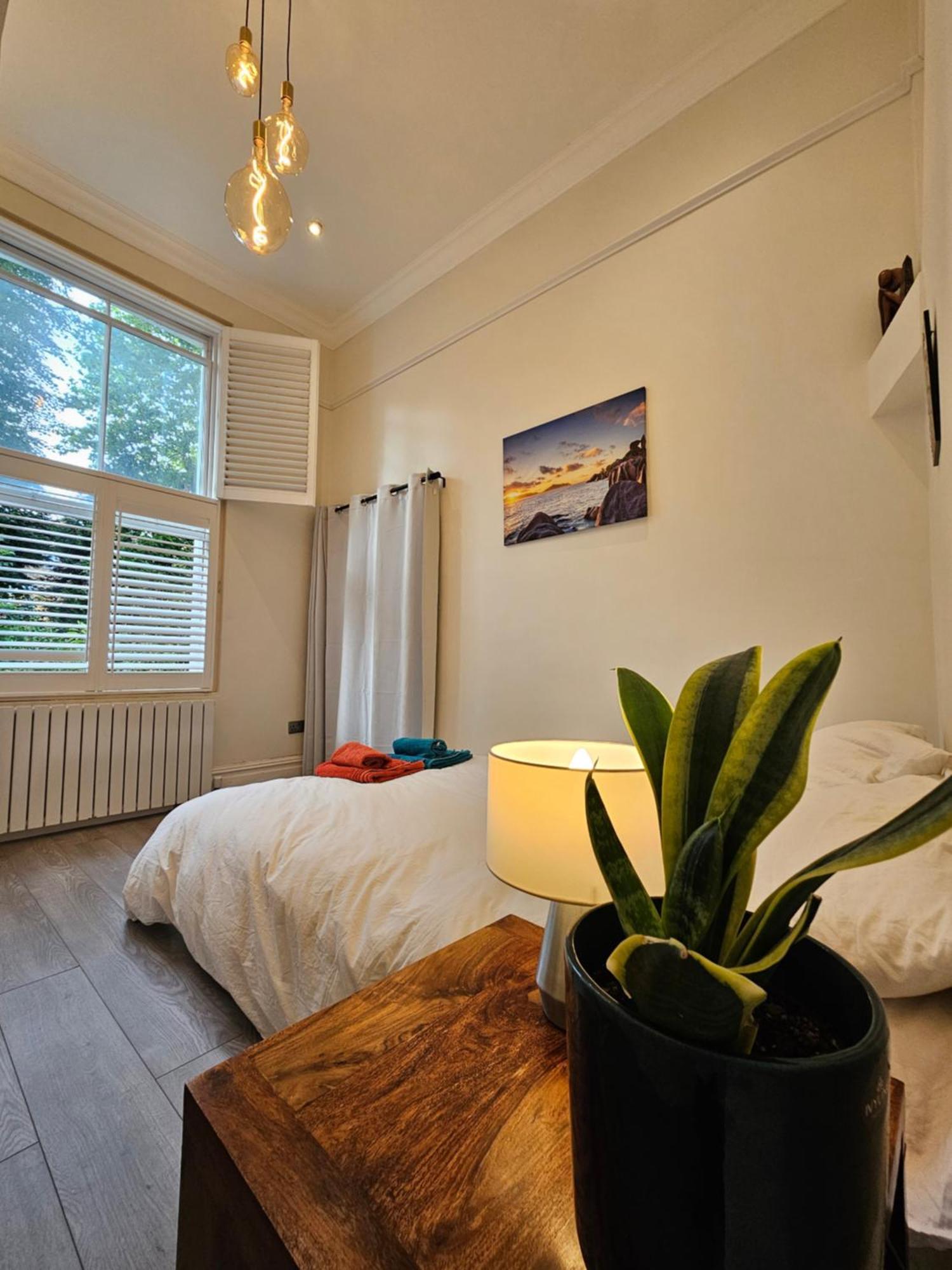 1 Bed Flat Near Little Venice And Paddington Lägenhet *