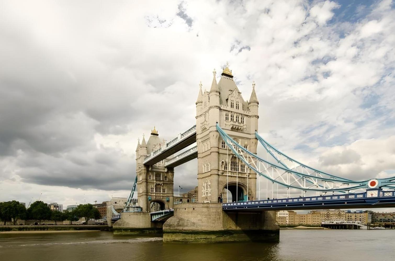 Apartment 3 Million Pound Luxury Large Tower Bridge Direct Views Sleeps 6 London