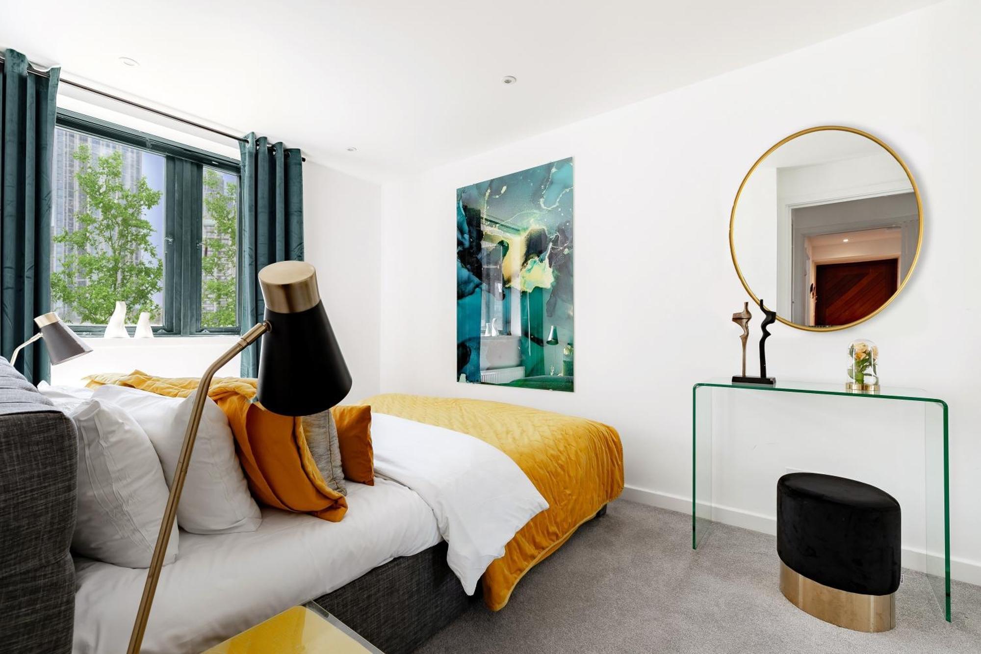 Divine Views From A Breathtaking Luxxe Penthouse For A Gracious Life Style Apartment London