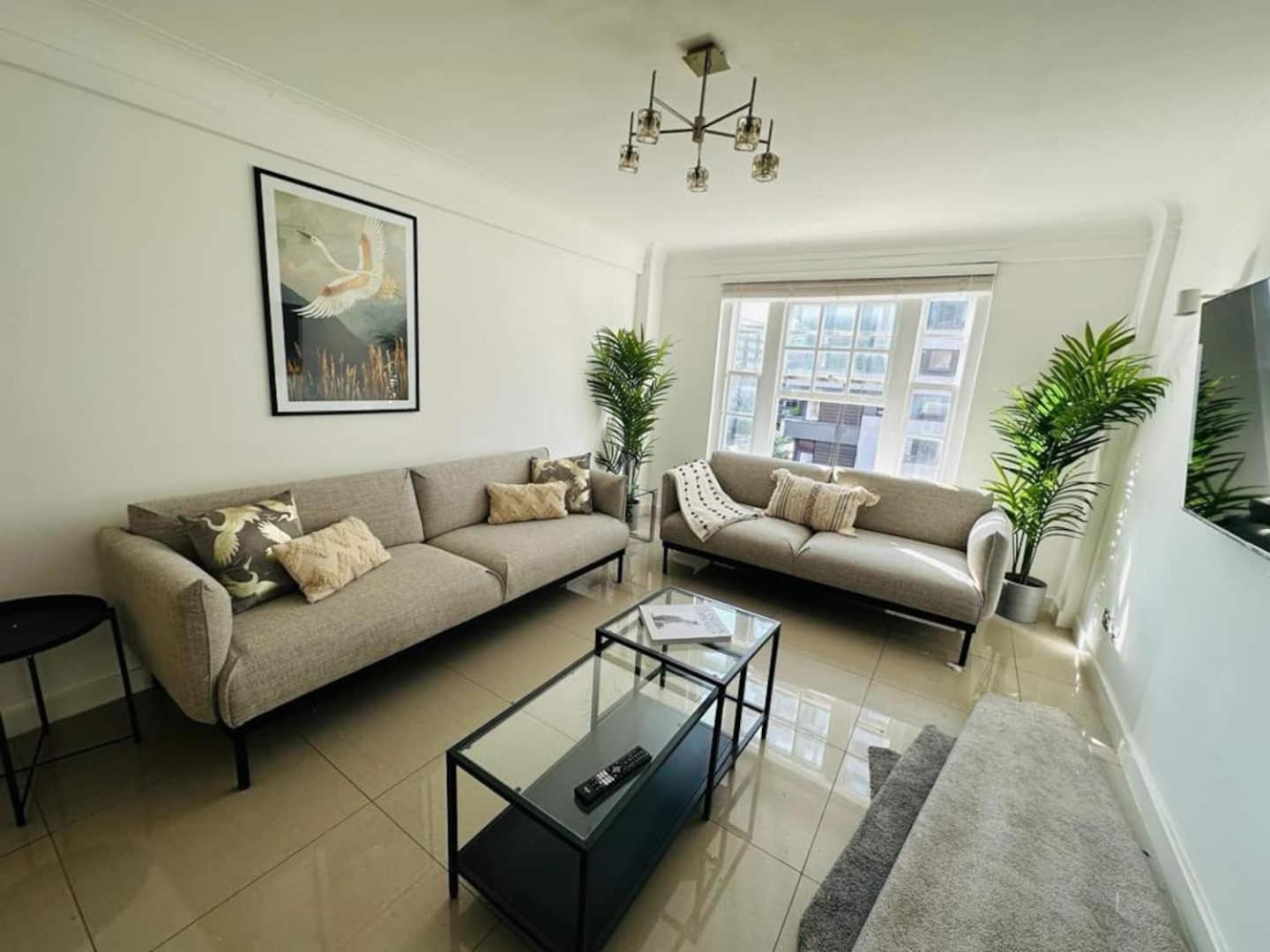 Lägenhet 3 Bed Apartment- *