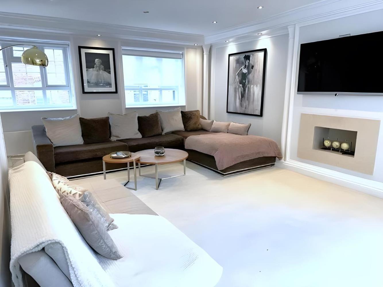 4million Pound Beautiful Mayfair House By Park Lane With Private Roof Terrace * Londen