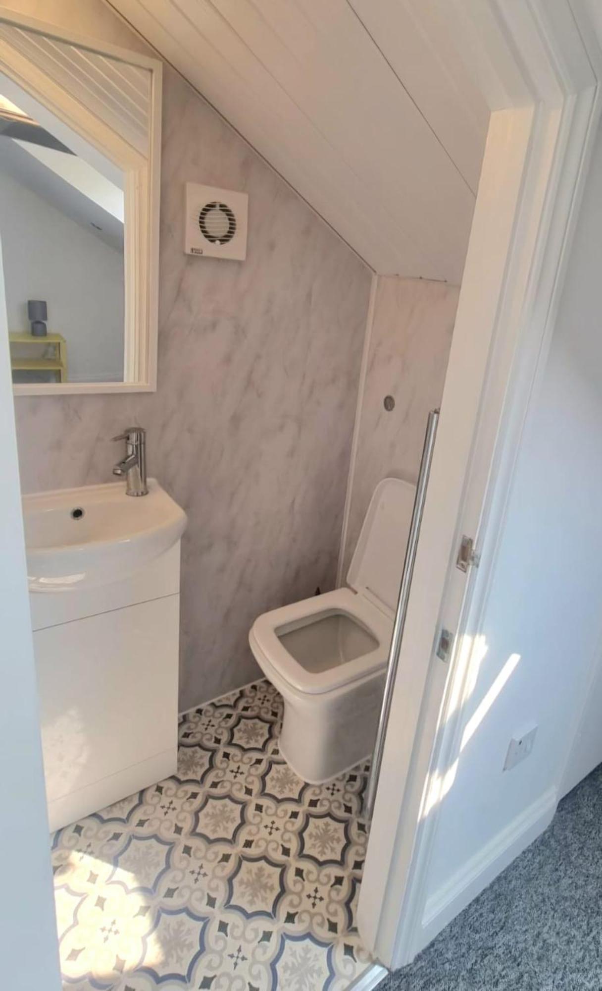 Affittacamere En-suite Double - Leytonstone E11 *