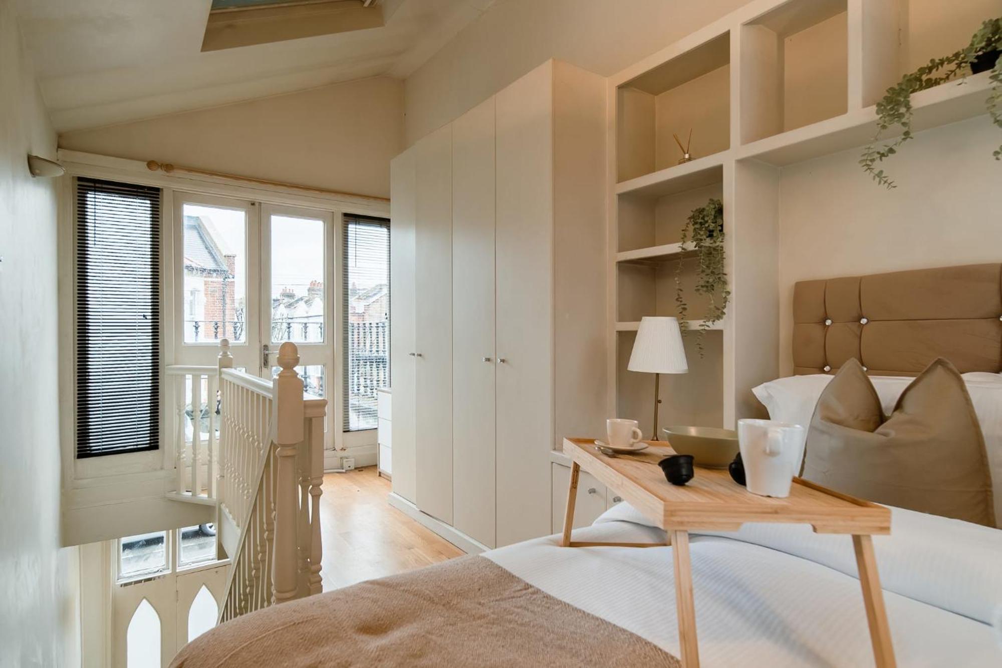 1 Bed Chelsea House With Private Terrace * Londen