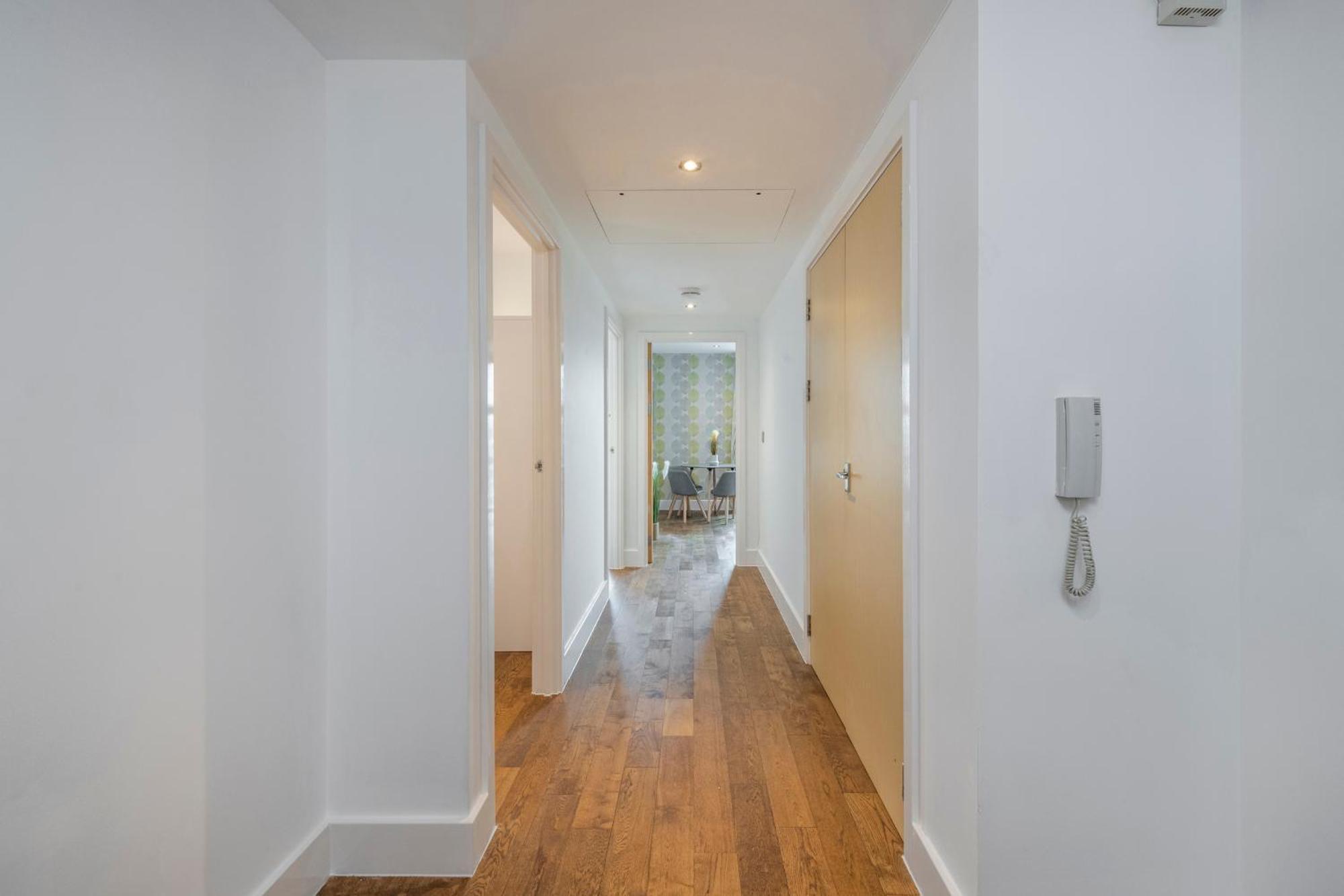 Stylish 2 Bedroom In Chelsea By Battersea Park With Ac Leilighet