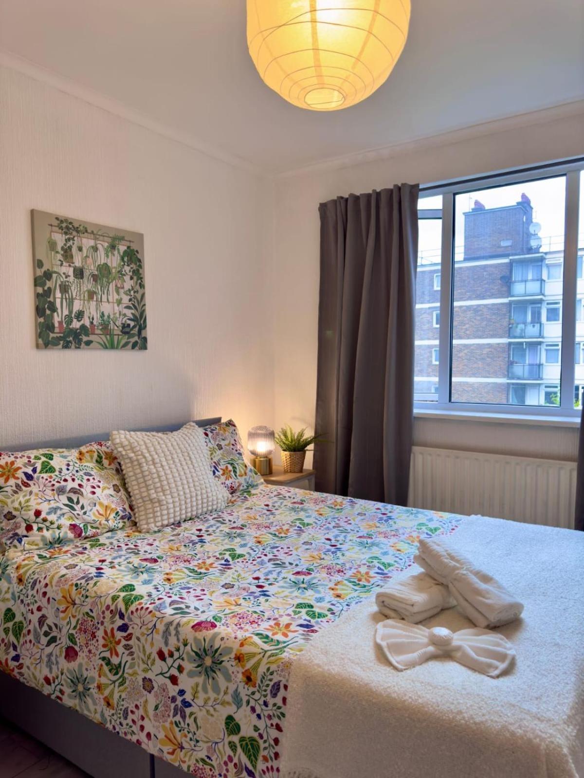 Homestay Buxton Court London