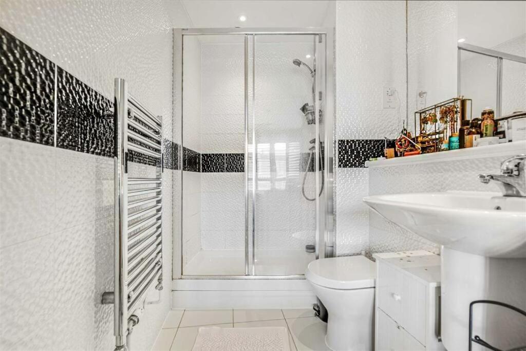 Appartement Stylish 2-bed - Check Profile Londres