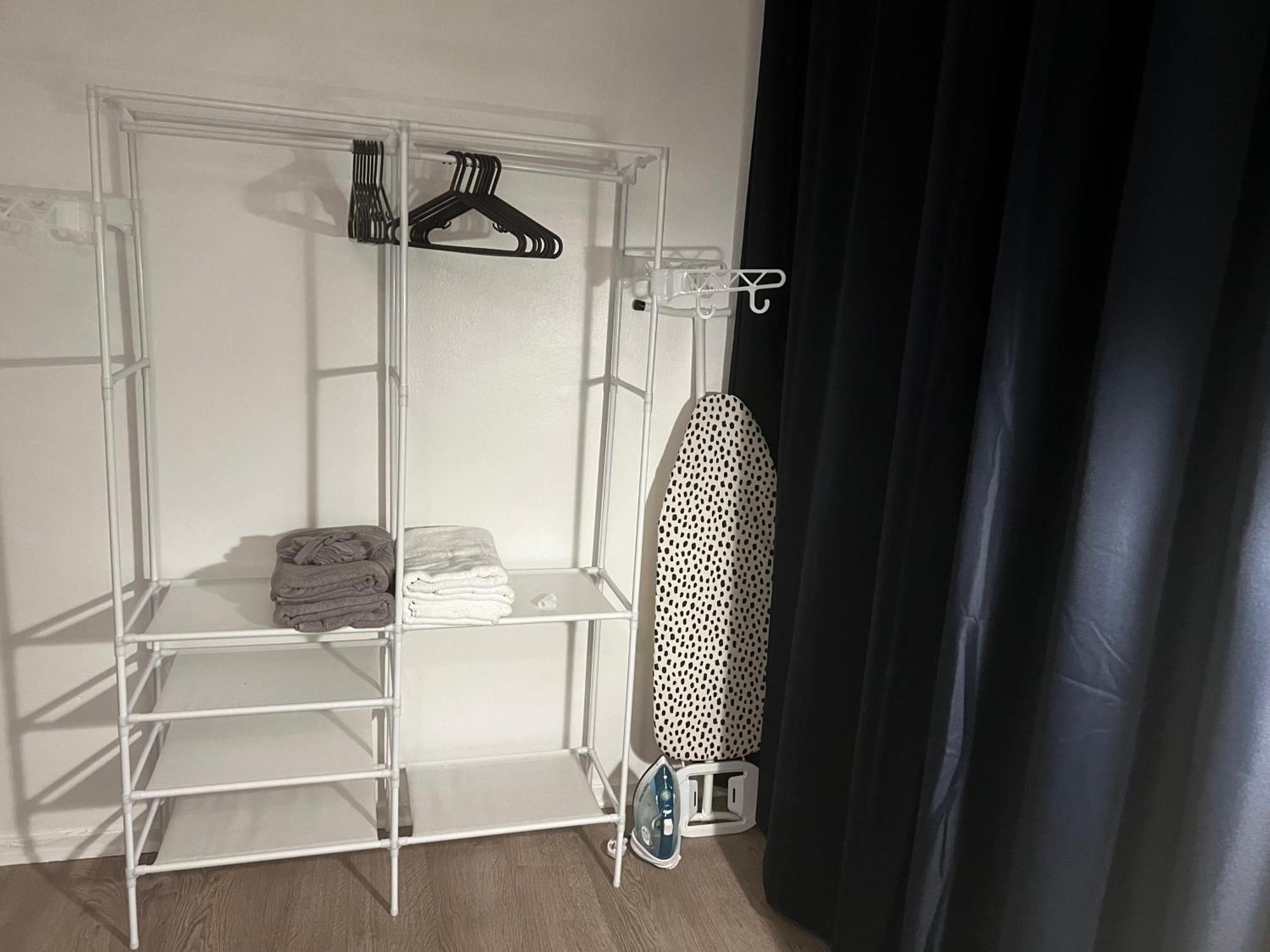 Stylish Near Excel London- Sleeps 4! Lägenhet London