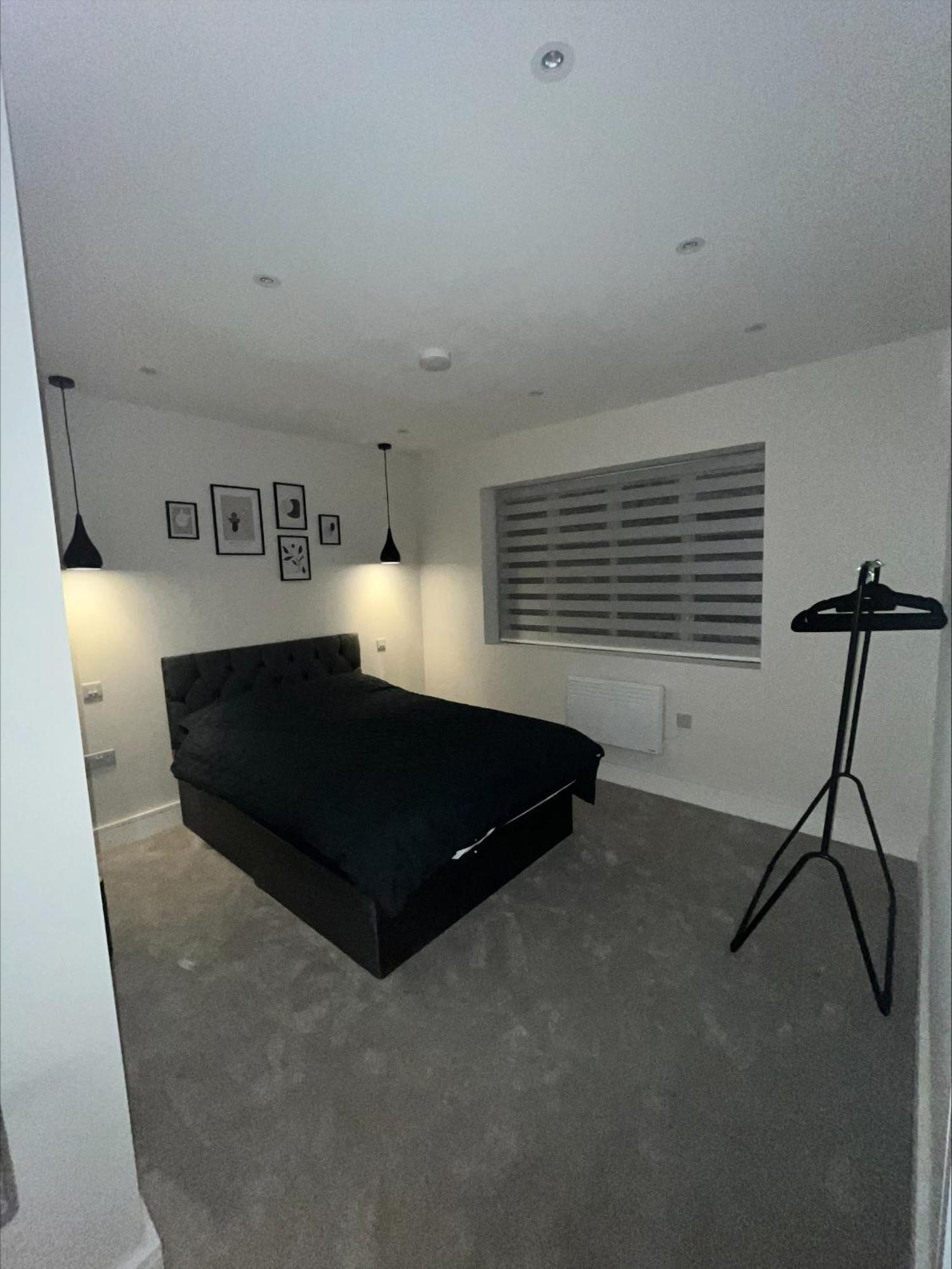 Premium - 10 Minutes From Wembley Stadium, Ovo Wembley Arena Lejlighed London