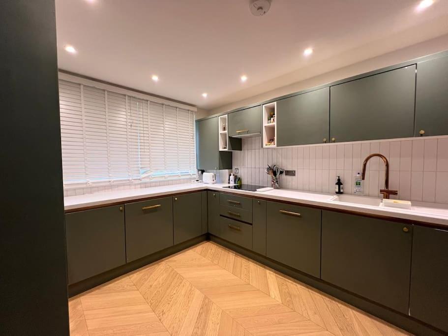 Apartment Unique And Stylish 2-bed Maisonette In Islington *