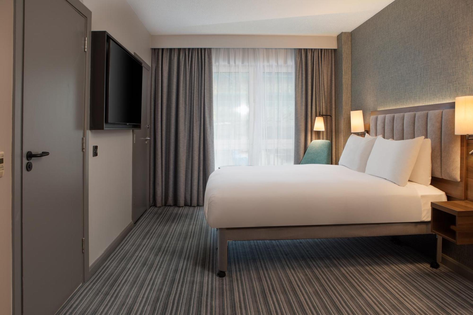 Doubletree By Hilton Chelsea