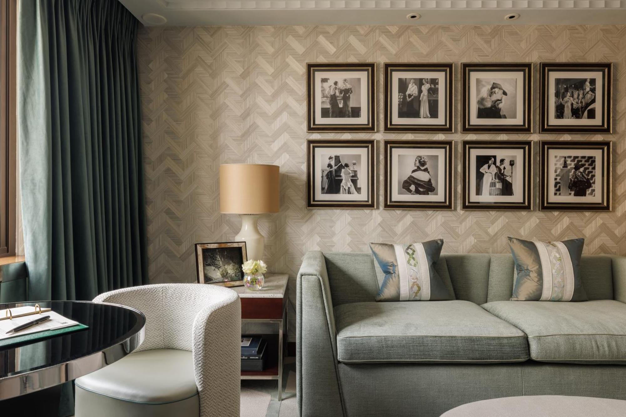 Four Seasons At Park Lane Hotel