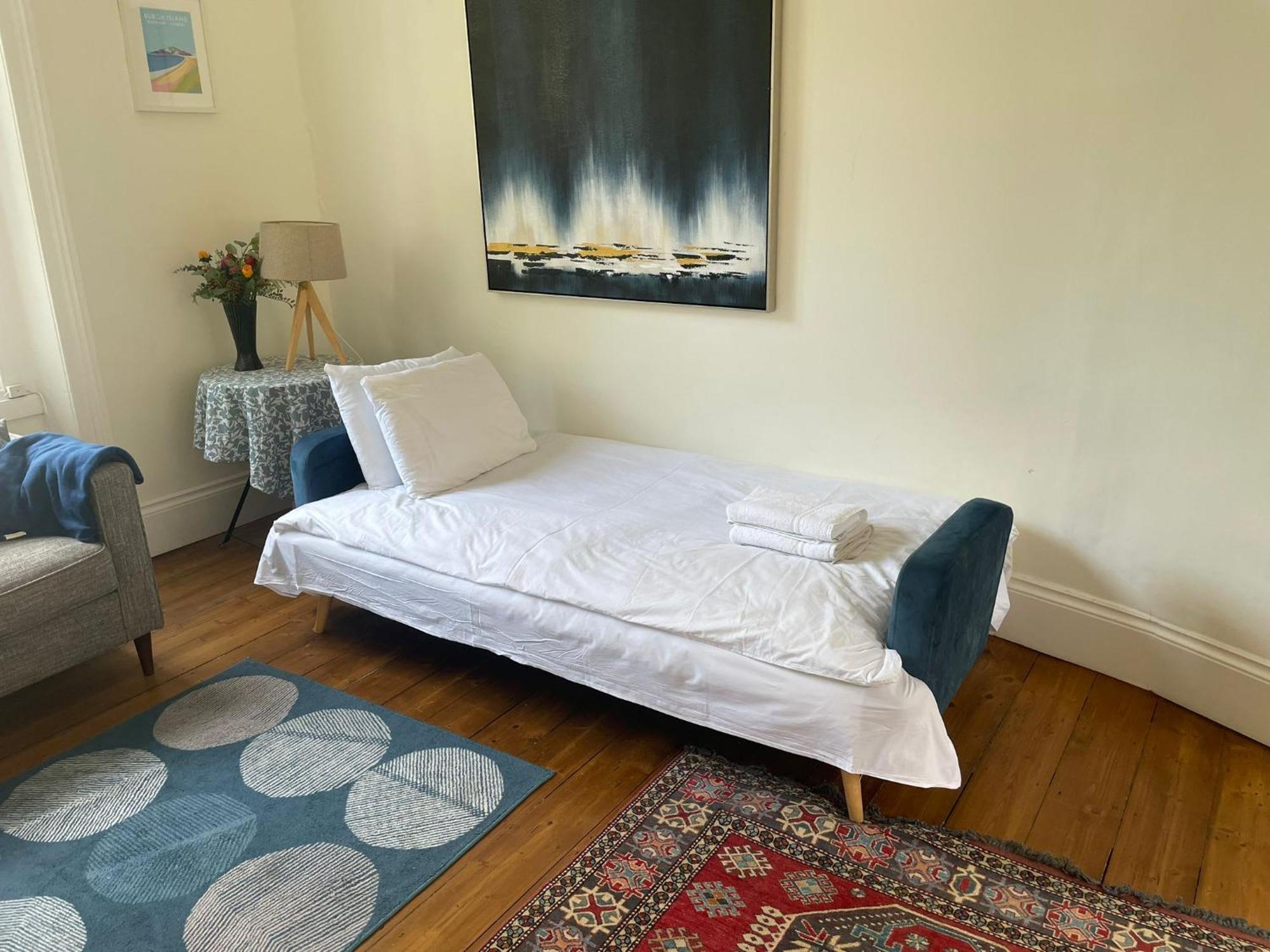Appartement 2-bedroom Split-level In Notting Hill *