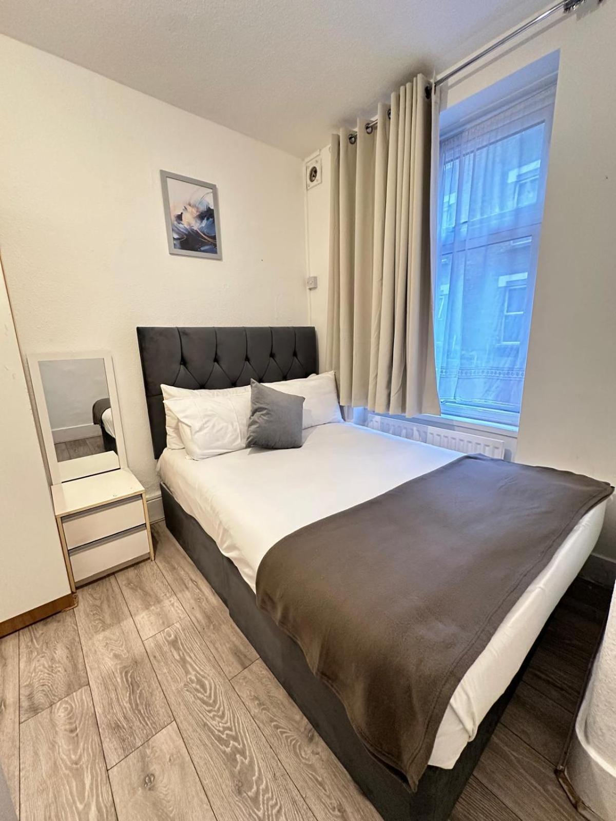 Ground Floor Mile 2 Bedroom Flat * London