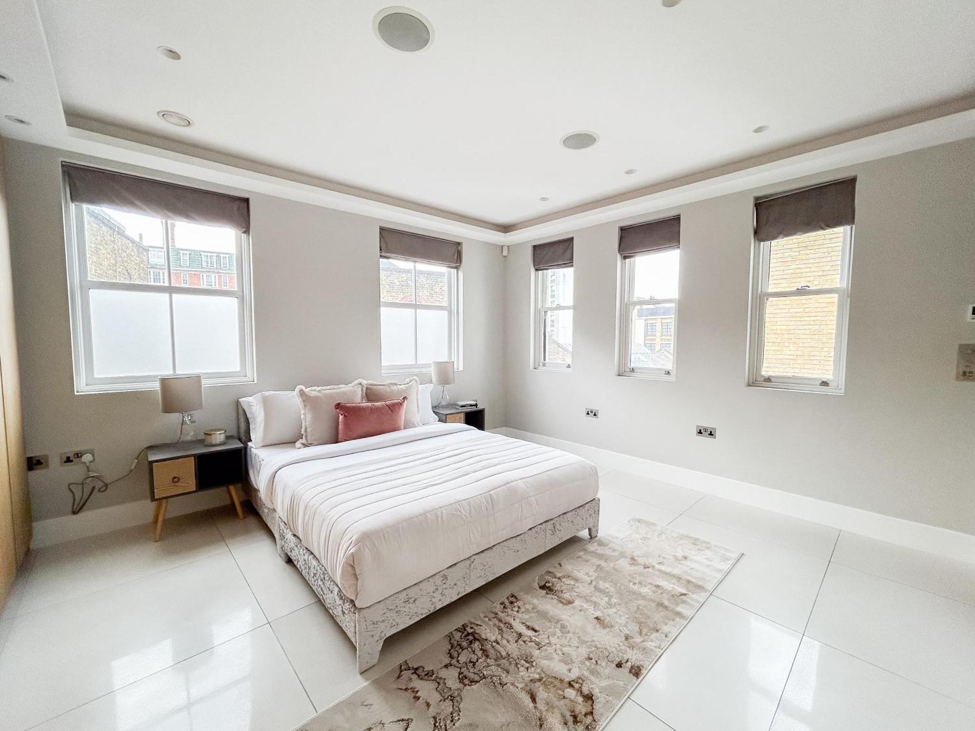 Elegant Penthouse In Prime Location Lejlighed *