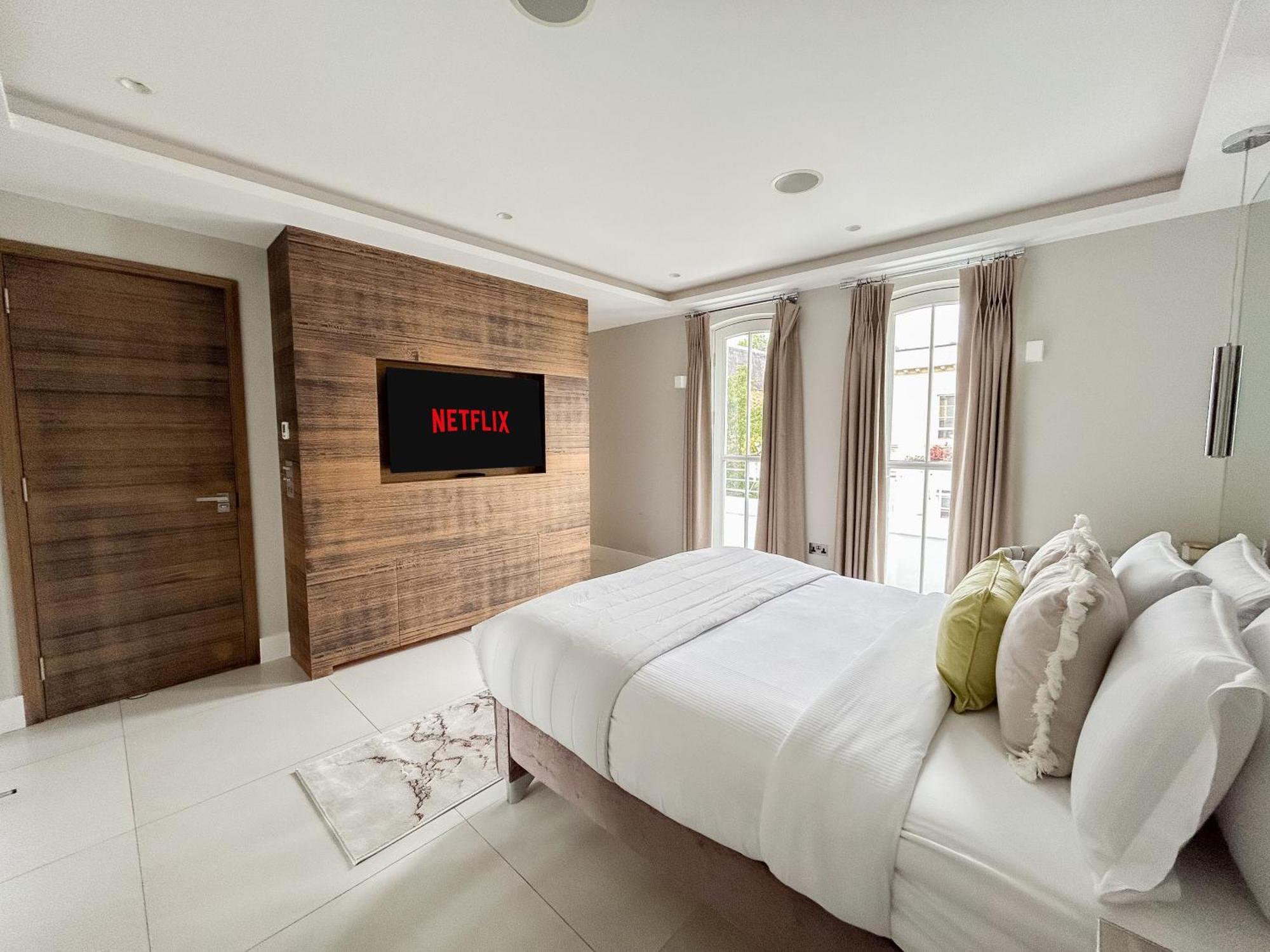 Elegant Penthouse In Prime Location Lejlighed London
