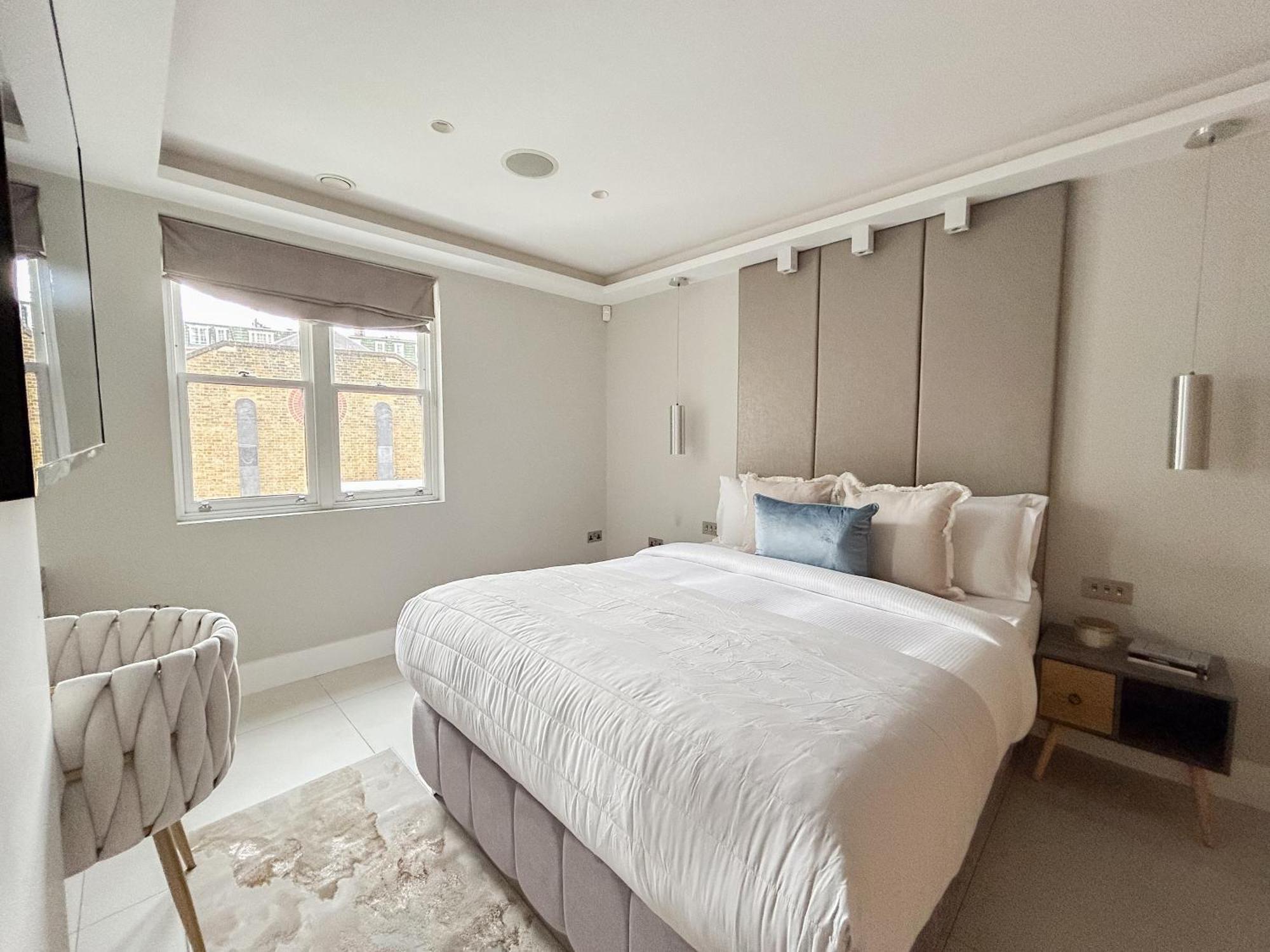 Elegant Penthouse In Prime Location Lejlighed